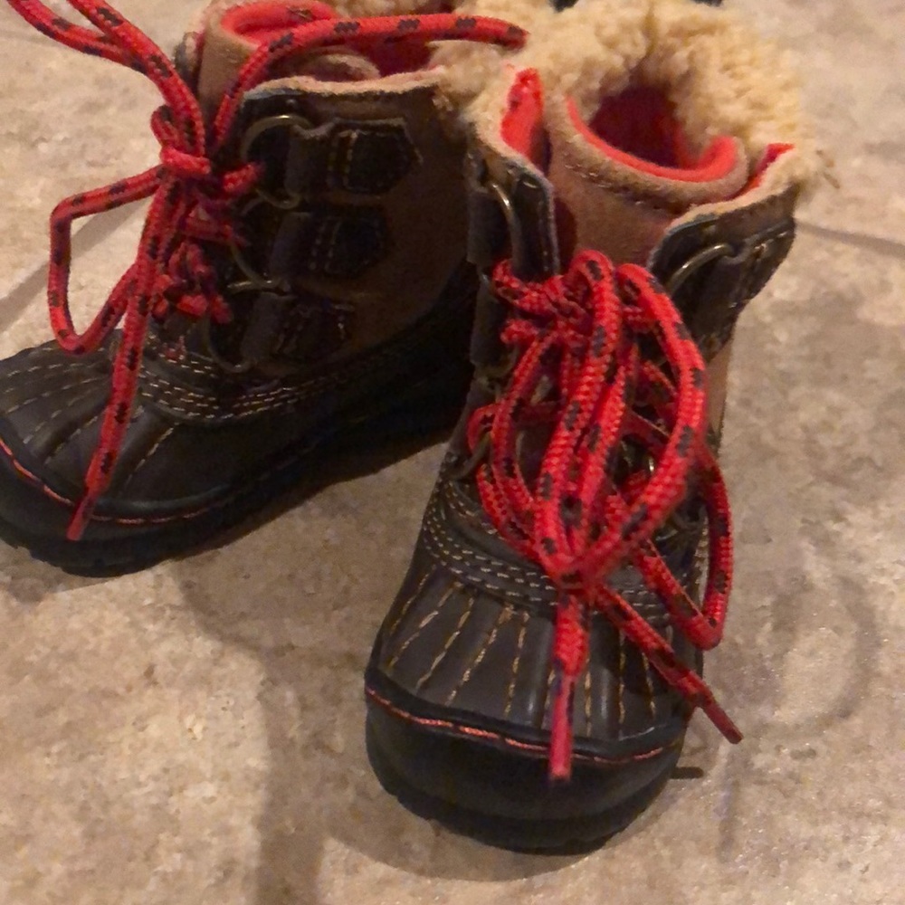 Kids boots! Worn once